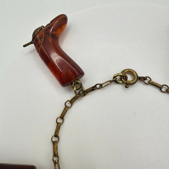 Antique 1930s 1940s gold tone brass chain amber Bakelite boot charms bracelet - Picture 7 of 8